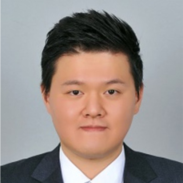 김유동